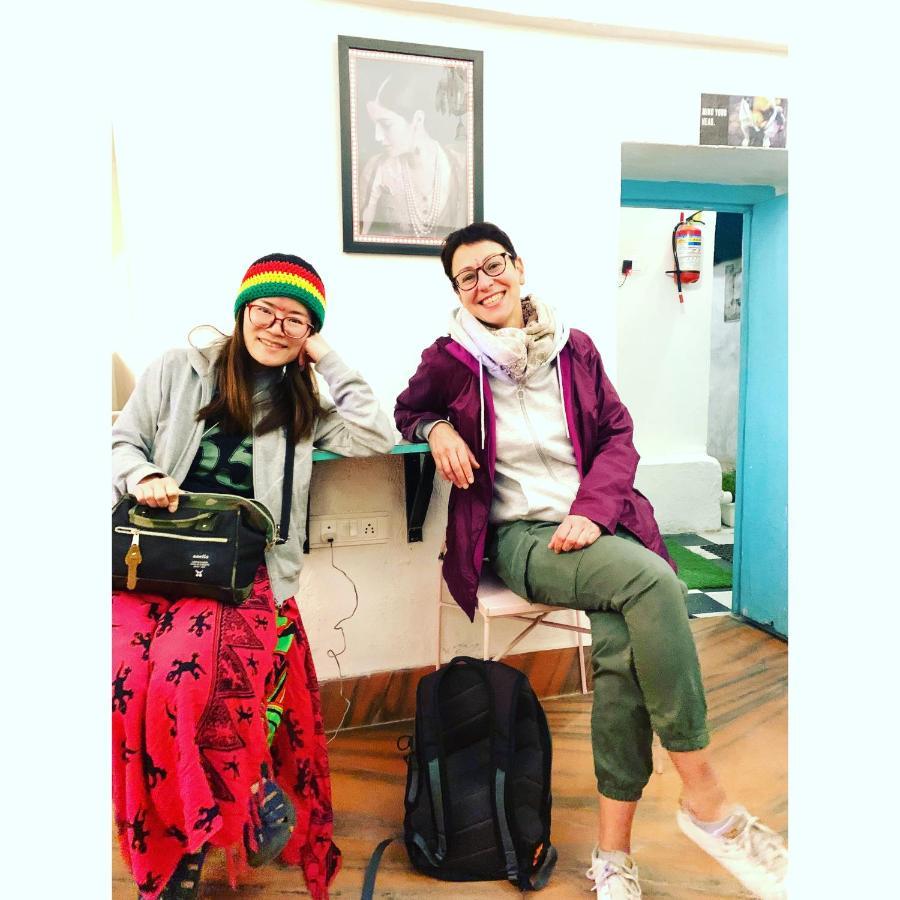 Gypsy Child Lake Hostel Udaipur Bagian luar foto