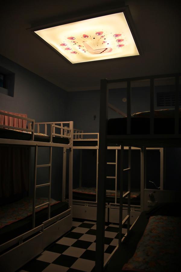 Gypsy Child Lake Hostel Udaipur Ruang foto