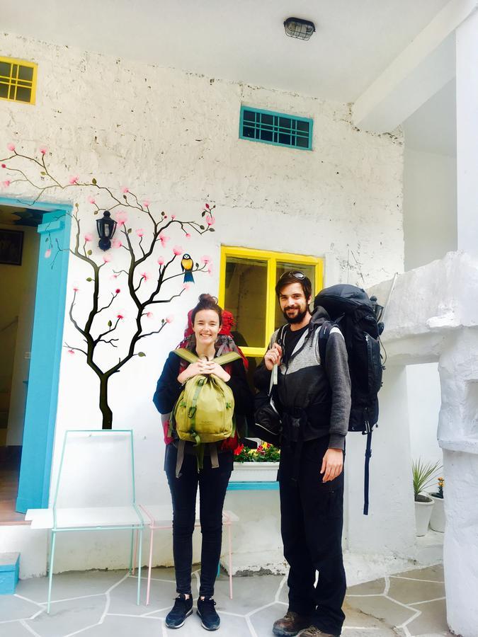 Gypsy Child Lake Hostel Udaipur Bagian luar foto